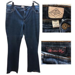 18W St John’s Bay Bootcut Jeans
